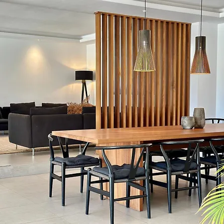 Moderna En * Marbella