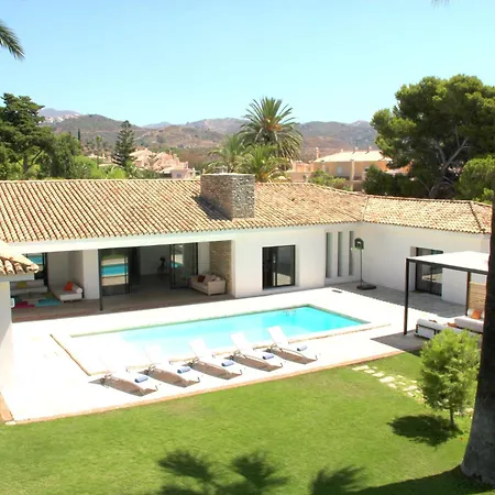Moderna En Villa